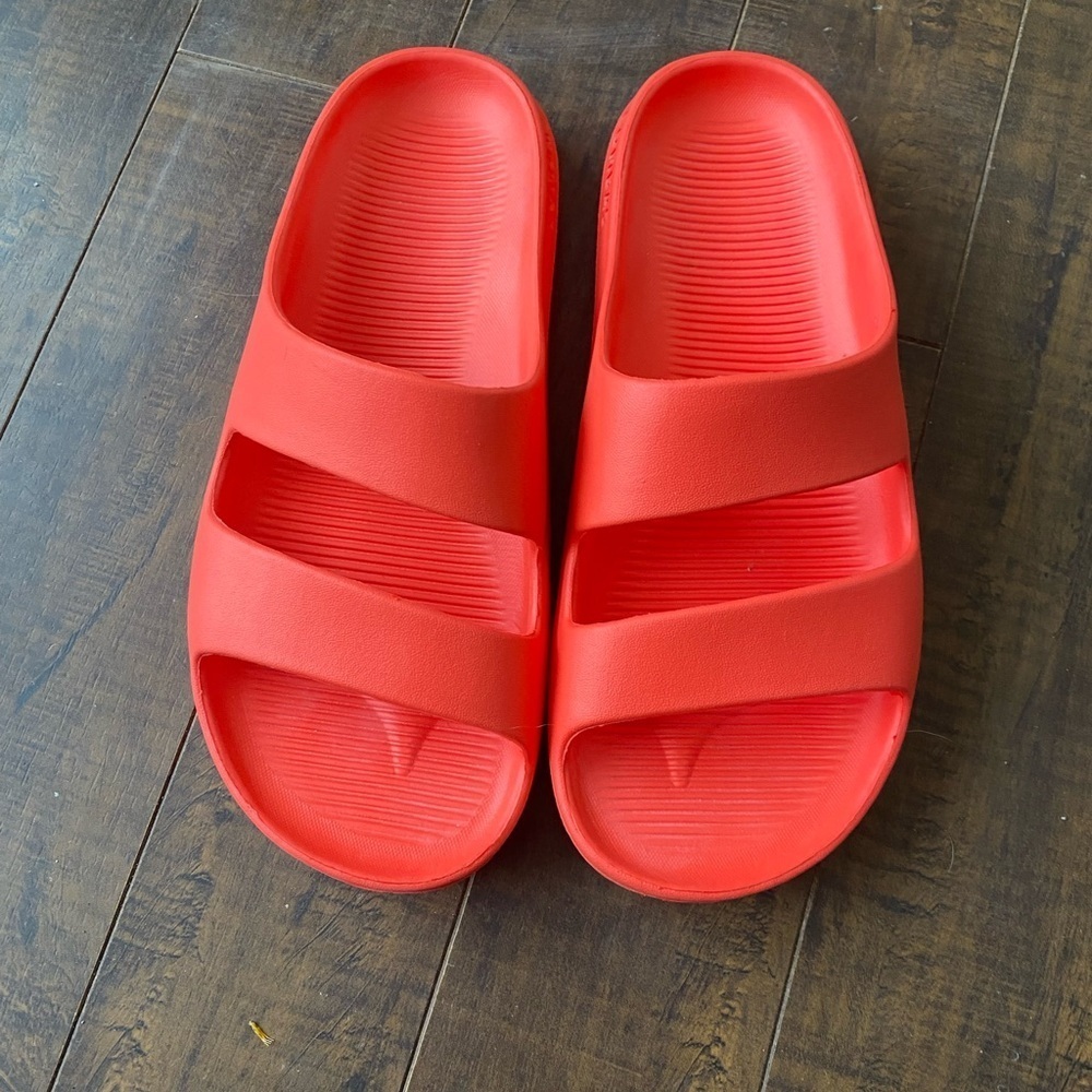Bombas Friday slides in Solar colour - Picture 4 of 11
